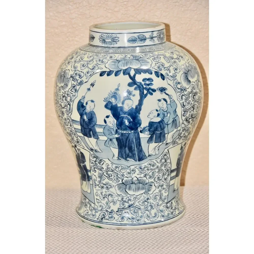 Chenghua Qing Dynasty 17th/18th C. Porcelain Ginger Jar Vase, 4 Character Mark